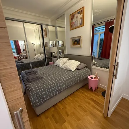 Appartamento Charming 2 Bedroom With Huge Private Terrace Parigi